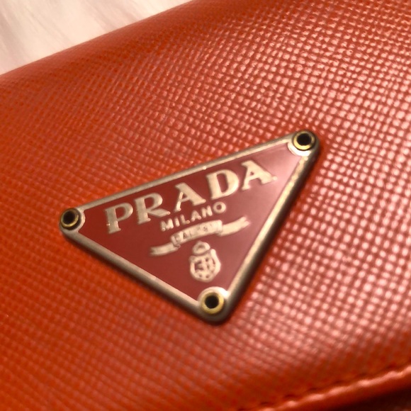 Prada Wallet - Picture 2 of 8